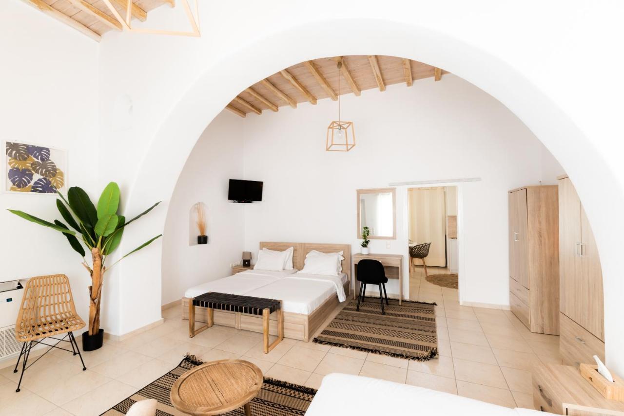 The Famous House Mykonos Apartment Mykonos Town Exterior photo